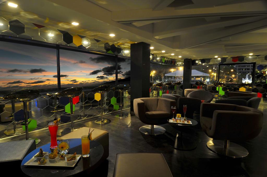 B - Lay Tong Resort Phuket Restaurant photo